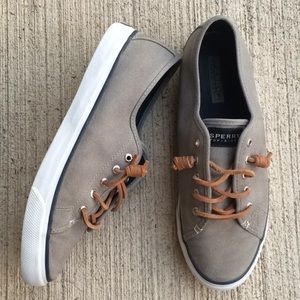 Sperry Top Sider Canvas Tennis Shoes